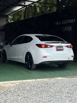 
										MAZDA 3 GRAND TOURING 2.0 AT full									