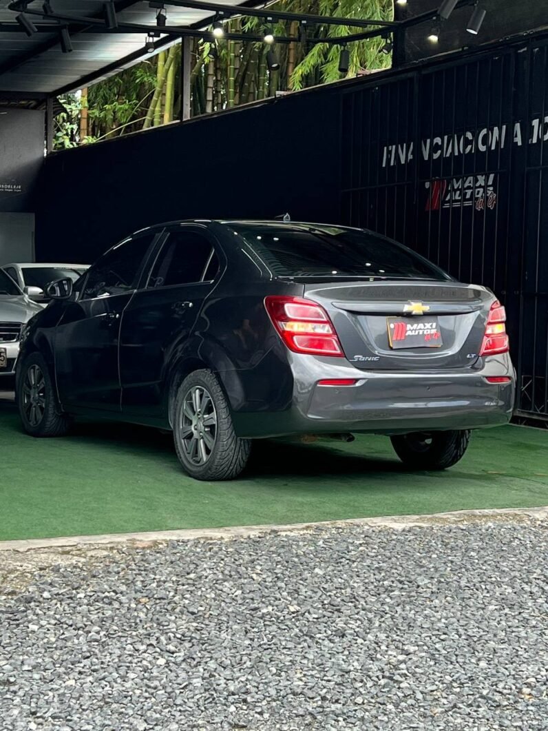 
								CHEVROLET SONIC LT 1.6  AT SEDAN full									