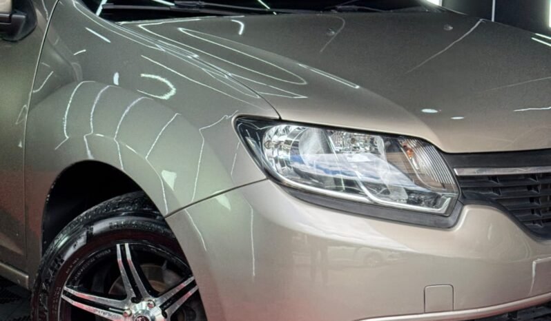 
								RENAULT LOGAN EXPRESSION MT 1.6 full									