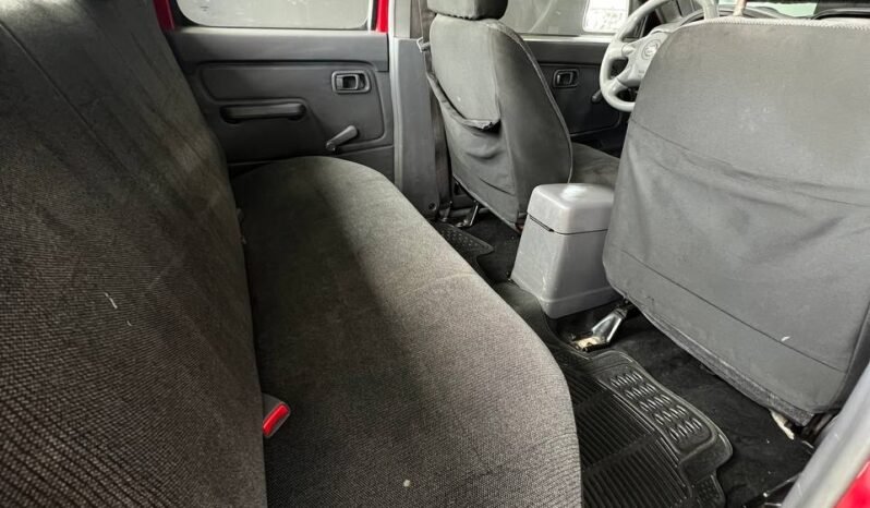 
								NISSAN D22/NP300 2.4L 4X2 GASOLINA full									