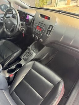 
										KIA CERATO PRO EX 1.6 AT full									