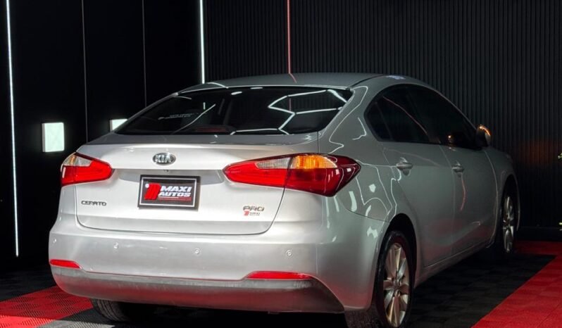 
								KIA CERATO PRO EX 1.6 AT full									