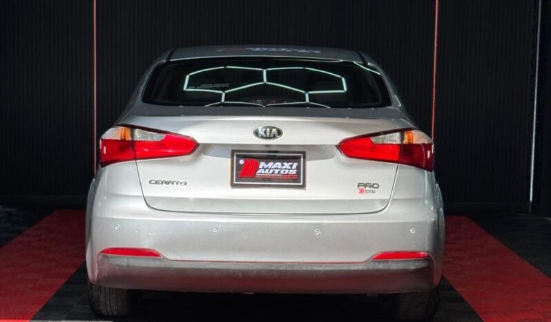 
								KIA CERATO PRO EX 1.6 AT full									