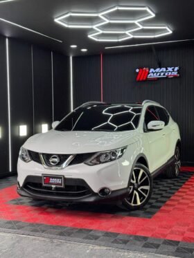 NISSAN QASHQAI EXCLUSIVE AT 4X4 2.0 GASOL
