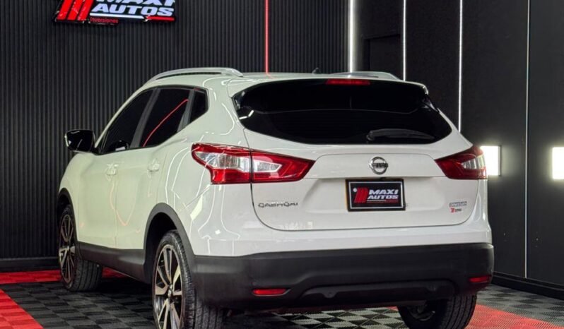 
								NISSAN QASHQAI EXCLUSIVE AT 4X4 2.0 GASOL full									