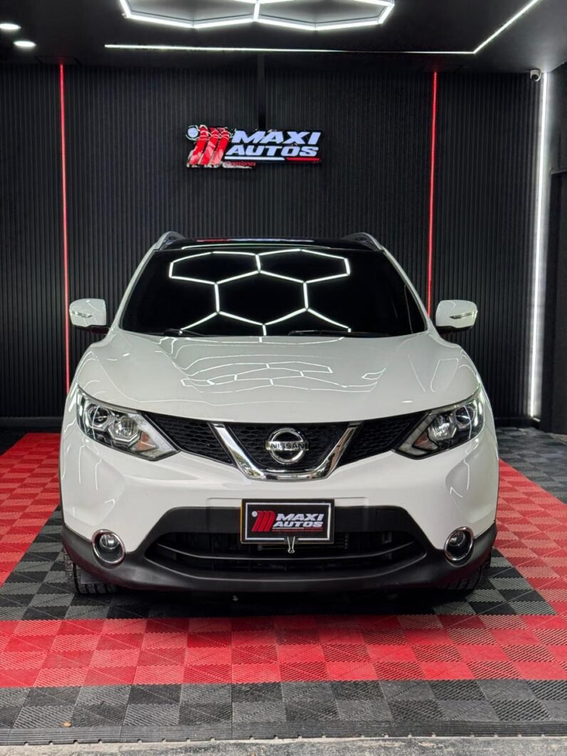 
								NISSAN QASHQAI EXCLUSIVE AT 4X4 2.0 GASOL full									