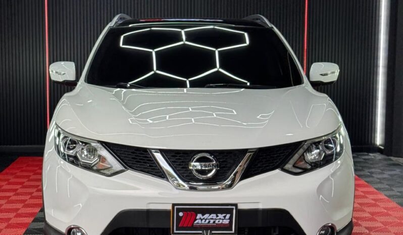 
								NISSAN QASHQAI EXCLUSIVE AT 4X4 2.0 GASOL full									