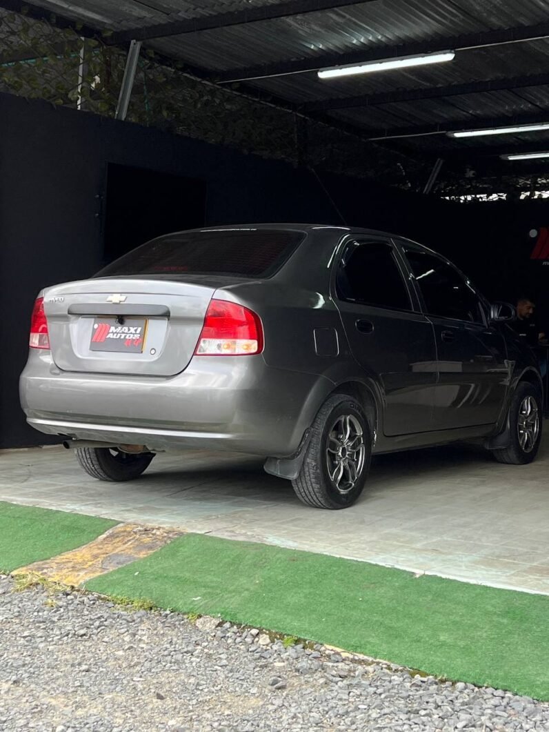
								CHEVROLET AVEO FAMILY 1.5 MT AA SD full									