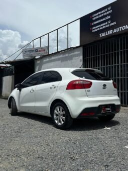 
										KIA RIO UB EX HB 1.4 MT full									
