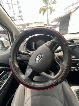 
										KIA RIO UB EX HB 1.4 MT full									