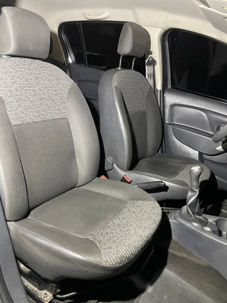 
								RENAULT SANDERO LIFE MT 1.6 HB full									