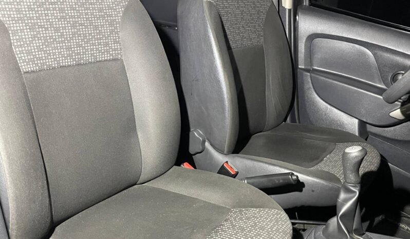 
								RENAULT SANDERO LIFE MT 1.6 HB full									