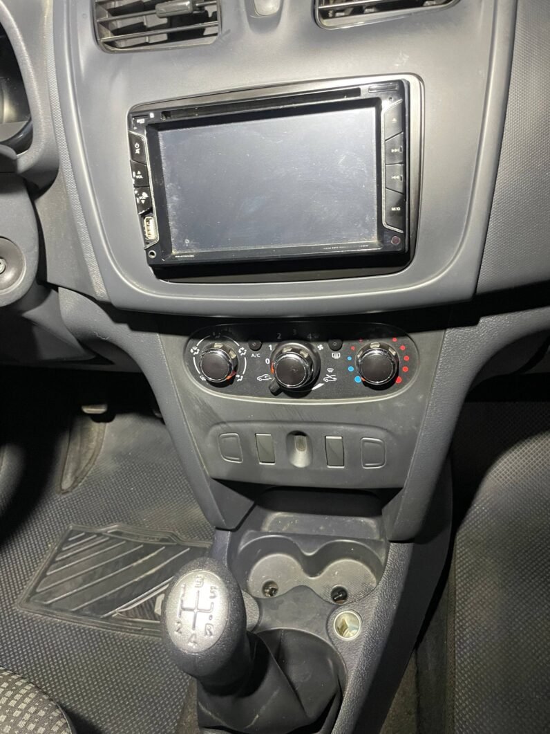 
								RENAULT SANDERO LIFE MT 1.6 HB full									