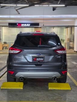 FORD ESCAPE TITANIUM AT 4X4