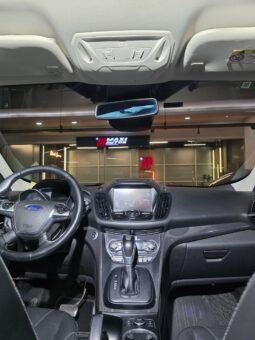 
										FORD ESCAPE TITANIUM AT 4X4 full									