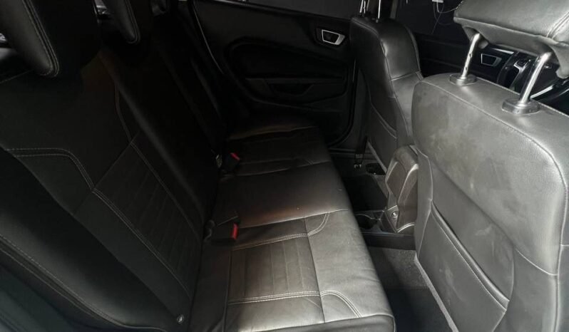 
								FORD FIESTA TITANIUM AT 1.6 full									