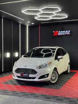 FORD FIESTA TITANIUM AT 1.6