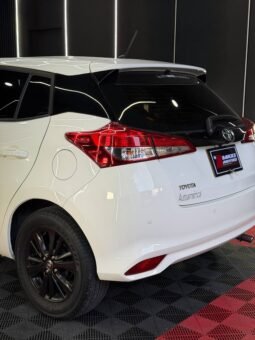 
										TOYOTA YARIS  AT 1.5 full									