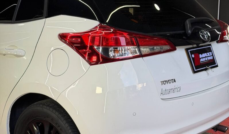 
								TOYOTA YARIS  AT 1.5 full									