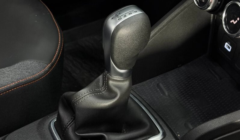 
								RENAULT DUSTER ICONIC 1.3 AT 4*2 full									