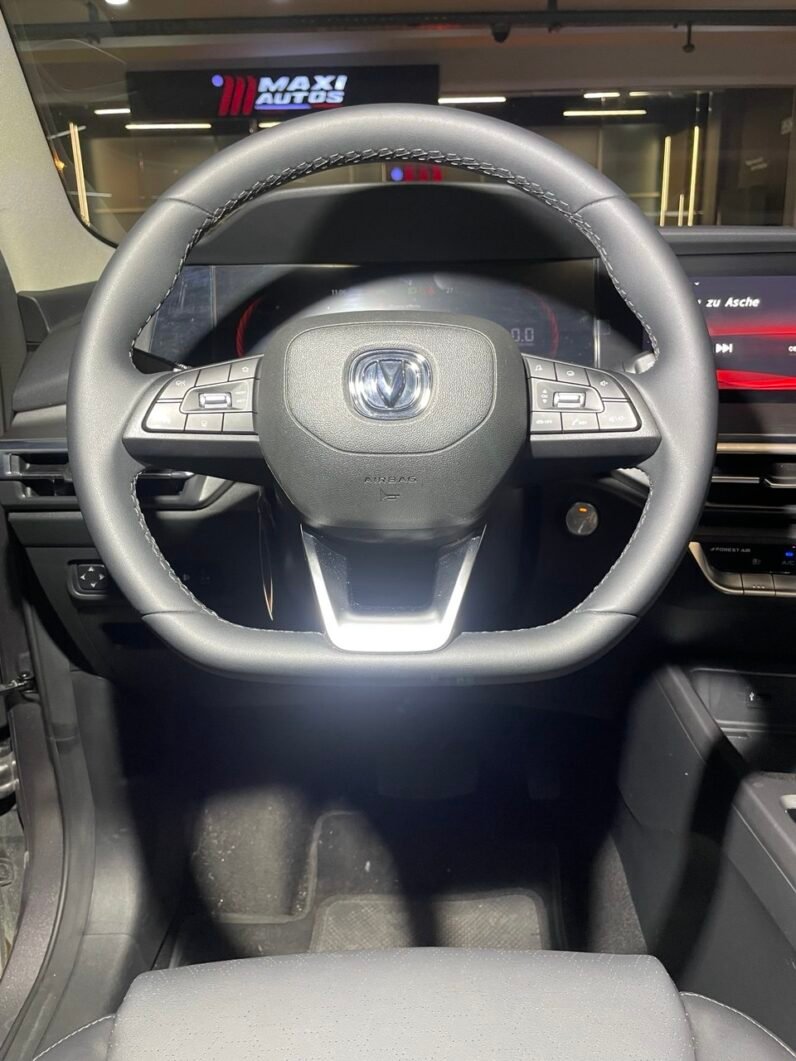 
								CHANGAN CS35 LUXURY 1.6 MT full									