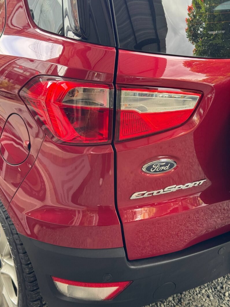 
								FORD ECOSPORT TITANIUM AT 4X2 full									