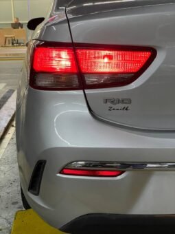 
										KIA RIO ZENITH AT 1.4 HB full									