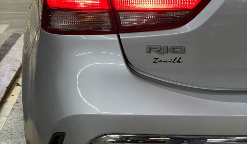 
								KIA RIO ZENITH AT 1.4 HB full									