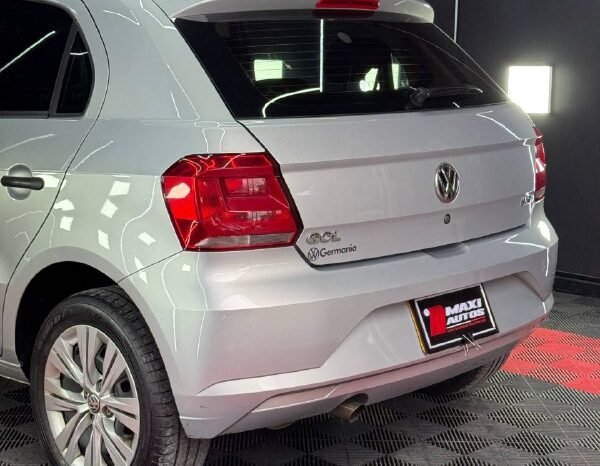 
								VOLKSWAGEN GOL TRENDLINE AT 1.6 full									
