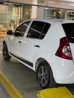 
										RENAULT SANDERO EXPRESSION 1.6 MT full									