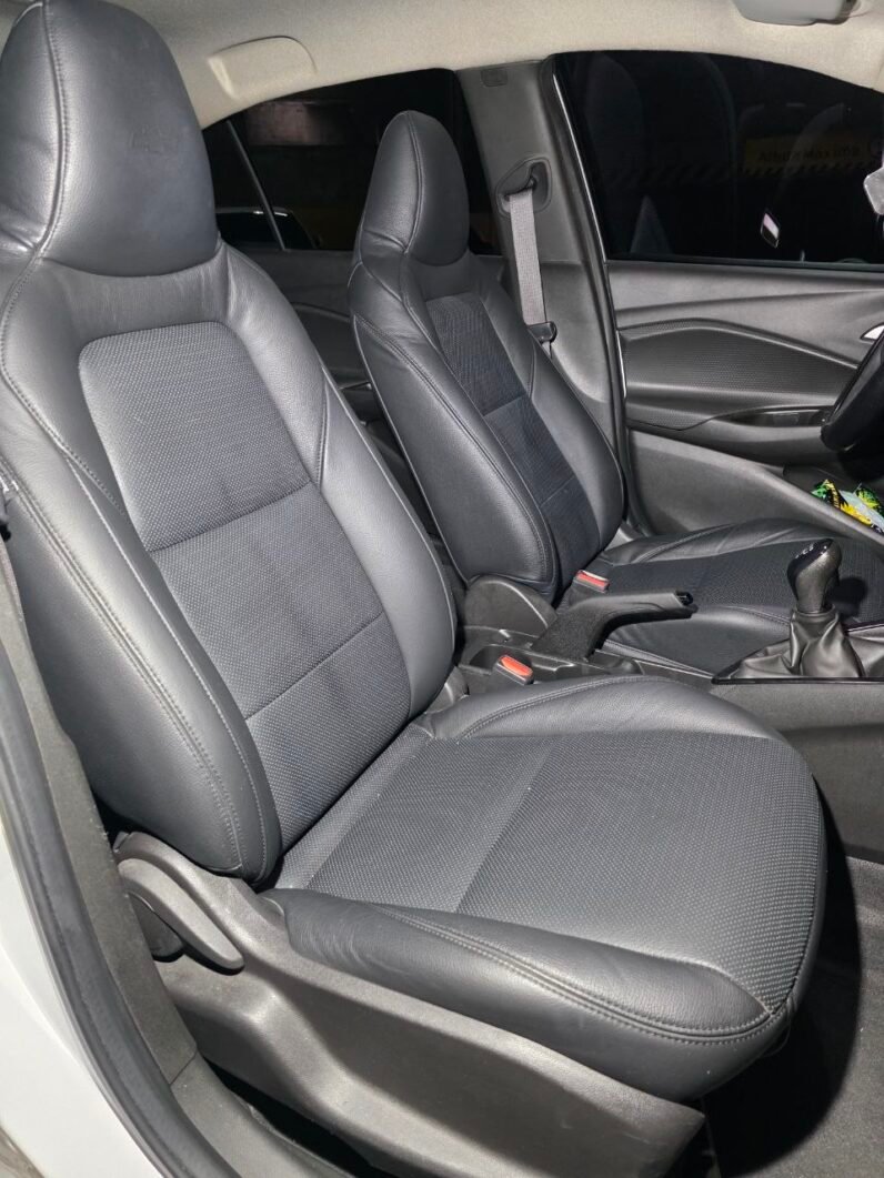 
								CHEVROLET ONIX LT TURBO MT 1.0 SEDAN full									