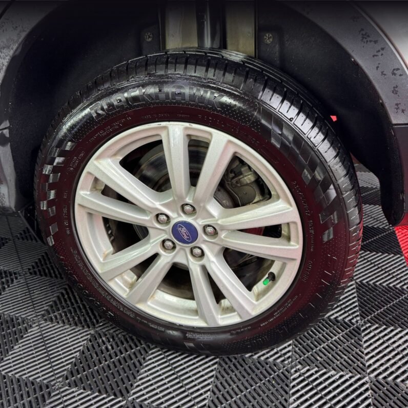 
								FORD ESCAPE SE 2.0L AT 4×2 full									