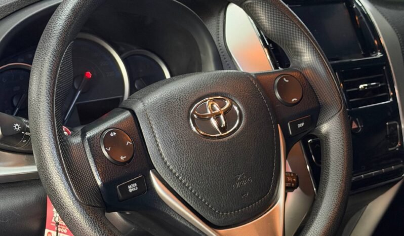 
								TOYOTA YARIS  AT 1.5 full									