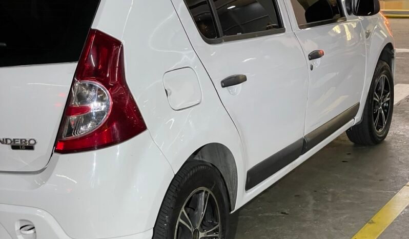 
								RENAULT SANDERO EXPRESSION 1.6 MT full									