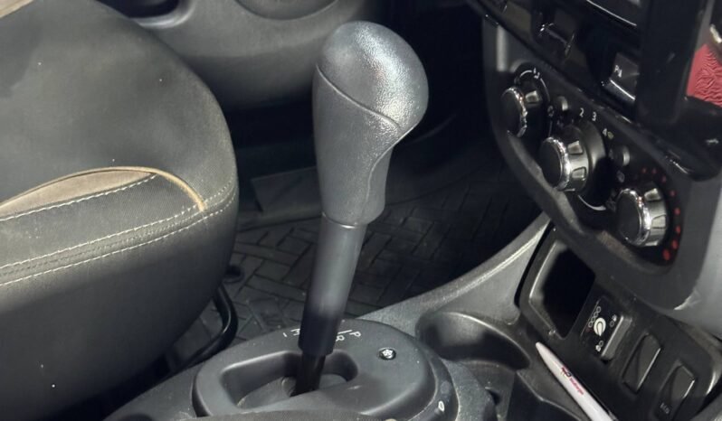 
								RENAULT DUSTER DYNAMIQUE AT 4X2 2.0 full									