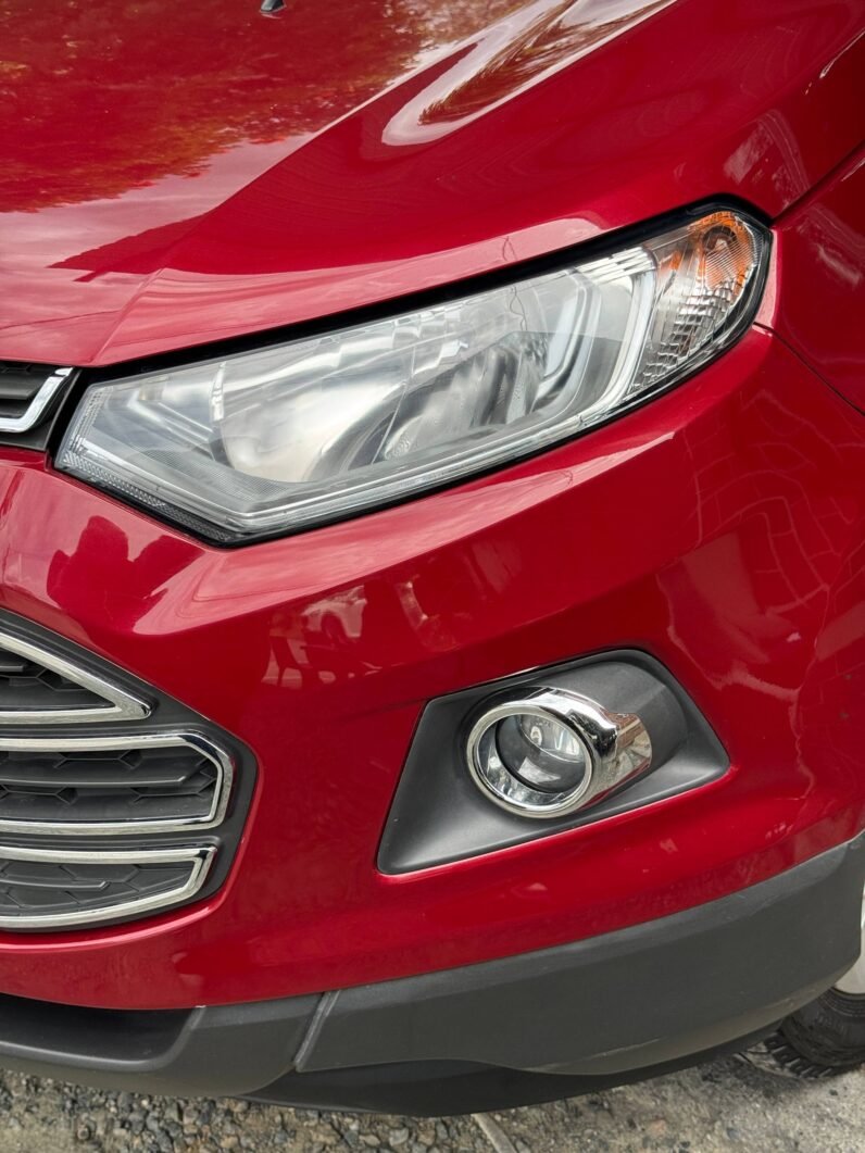 
								FORD ECOSPORT TITANIUM AT 4X2 full									
