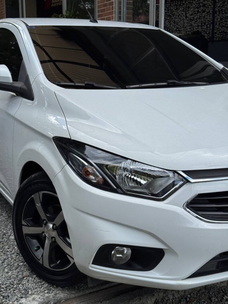 
								CHEVROLET ONIX LTZ AT SD 1.4 full									