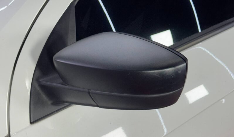
								VOLKSWAGEN GOL TRENDLINE AT 1.6 full									