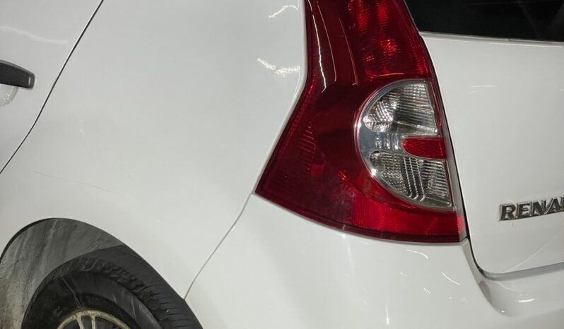 
								RENAULT SANDERO EXPRESSION 1.6 MT full									