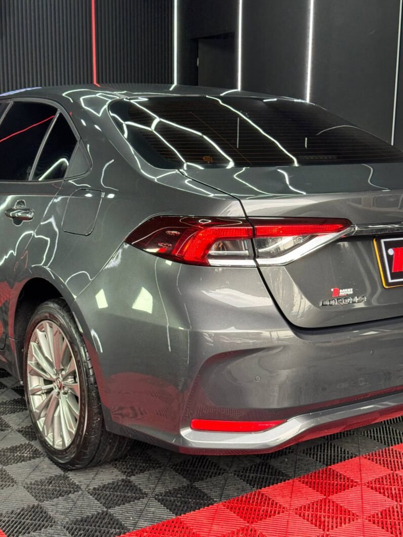 
								TOYOTA COROLLA XEI AT 1.8 HIBRIDO full									