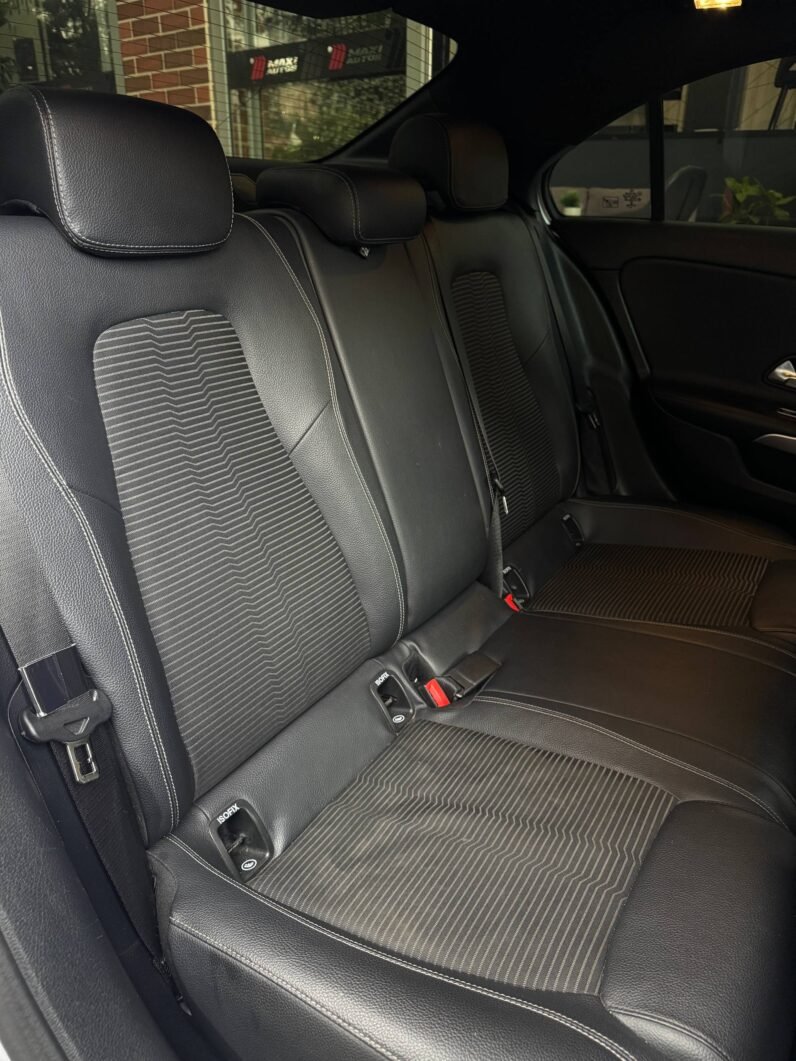 
								MERCEDES-BENZ A200 SEDAN AT 1.3CC TURBO full									