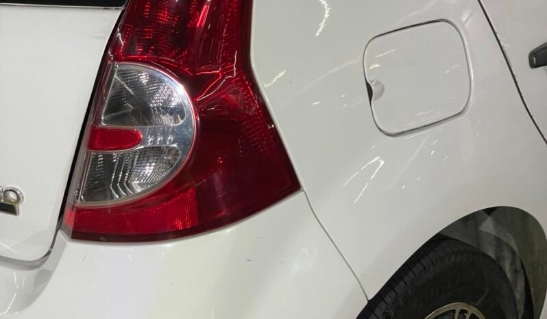 
								RENAULT SANDERO EXPRESSION 1.6 MT full									