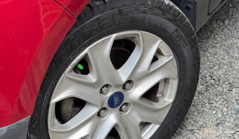 
								FORD ECOSPORT TITANIUM AT 4X2 full									