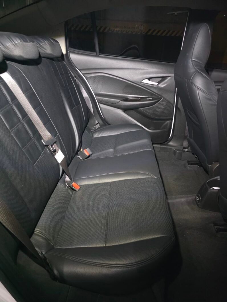 
								CHEVROLET ONIX LT TURBO MT 1.0 SEDAN full									