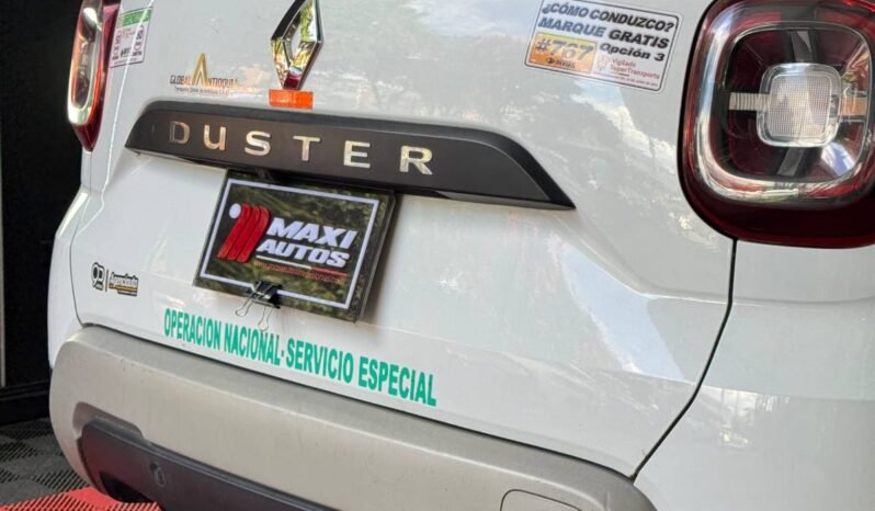 
								RENAULT DUSTER DYNAMIQUE 1.6 MT 4X2 full									