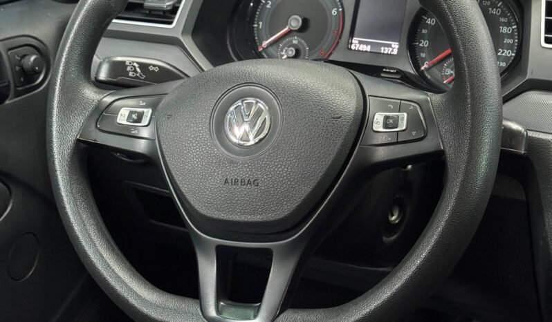
								VOLKSWAGEN VOYAGE COMFORTLINE MT 1.6L full									