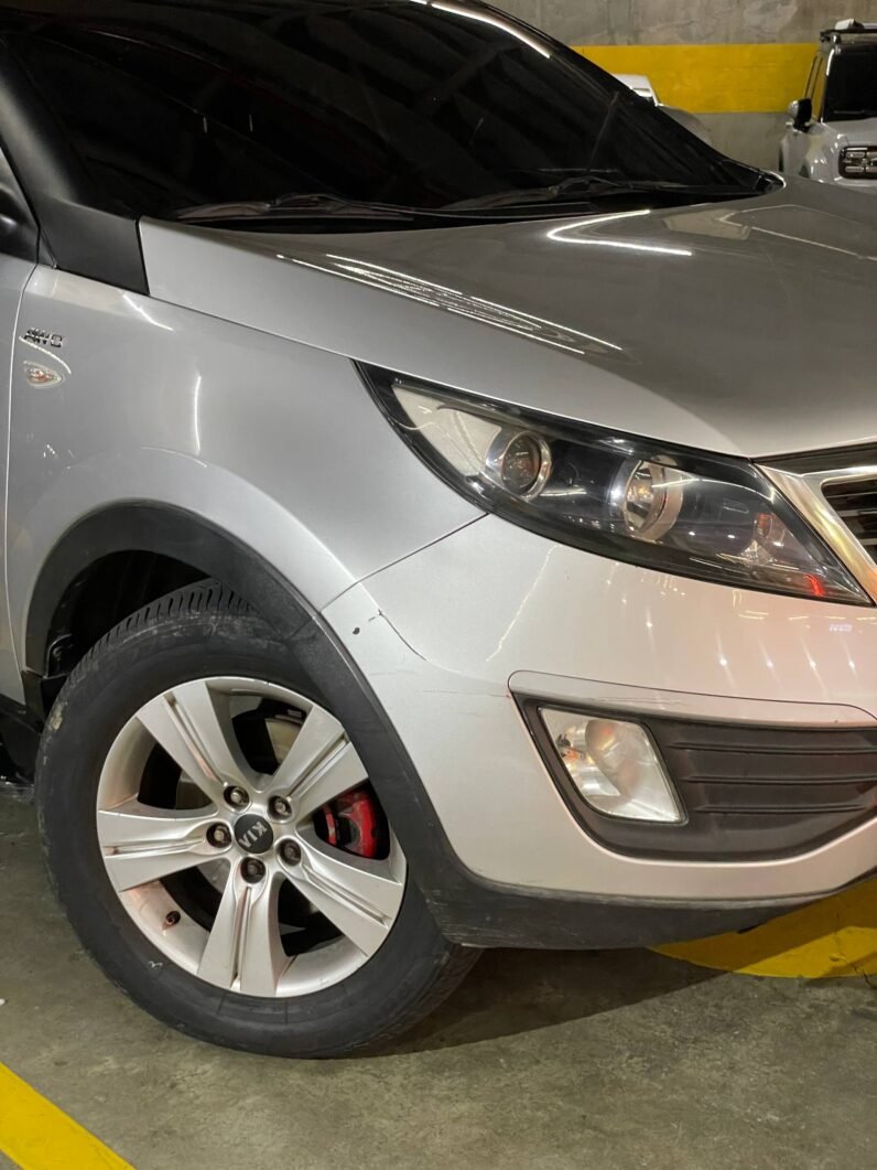 
								KIA SPORTAGE REVOLUTION 4X4 DIESEL full									