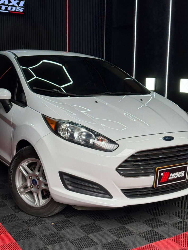 
								FORD FIESTA SE MT 1.6 SD full									