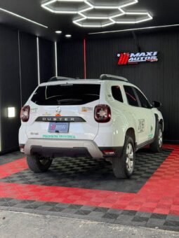 
										RENAULT DUSTER DYNAMIQUE 1.6 MT 4X2 full									