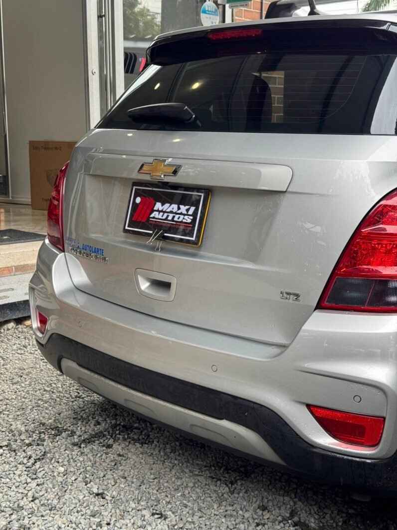 
								CHEVROLET TRACKER LTZ AT 4X4 1.8 CON GAS NATURAL VEHICULAR full									